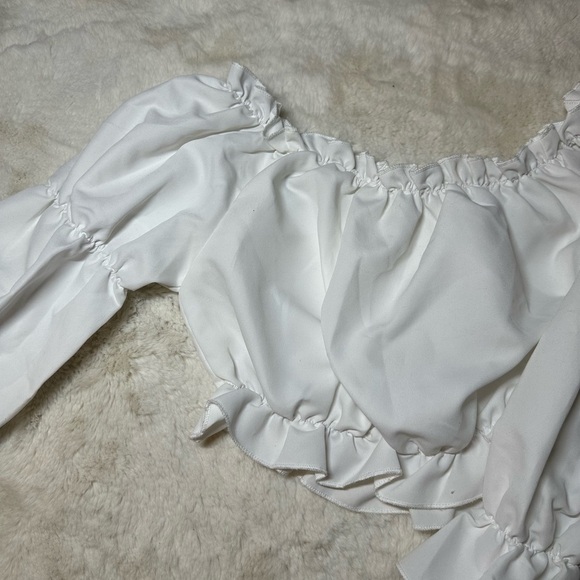 Cream Ruffled Smocked Crop Blouse - Picture 3 of 3